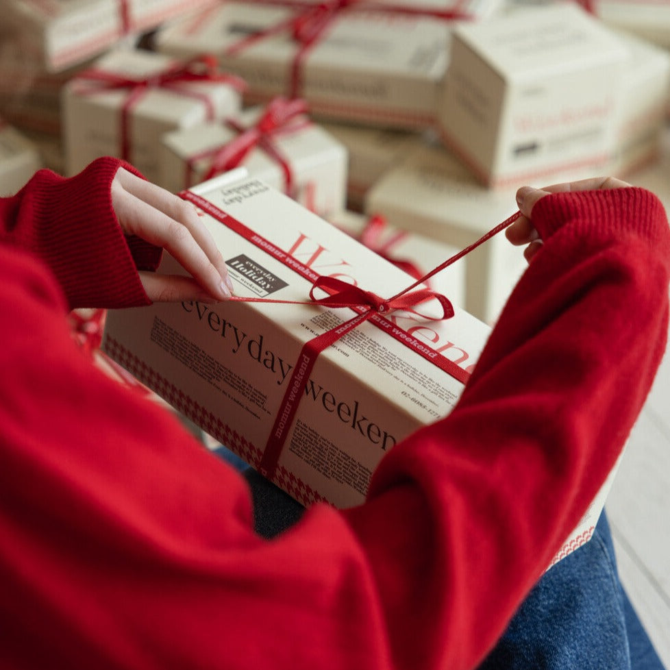 Holiday Diner Mug Gift Set - Weekend 7