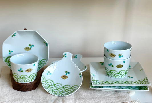 Arita Ware - Wild Leaves Dining Set