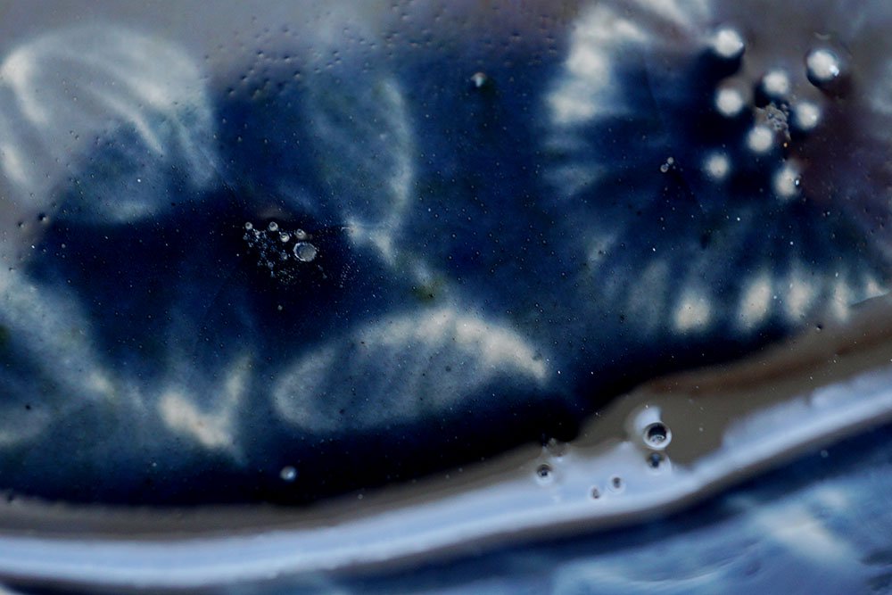 Mashiko Ware Blue Whale Side Plate