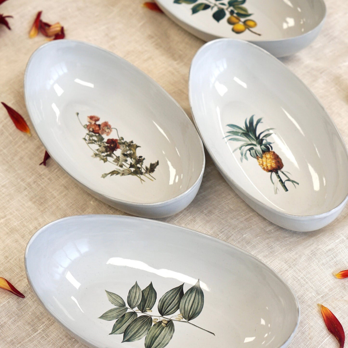 Noir Blanc Oval Bowl