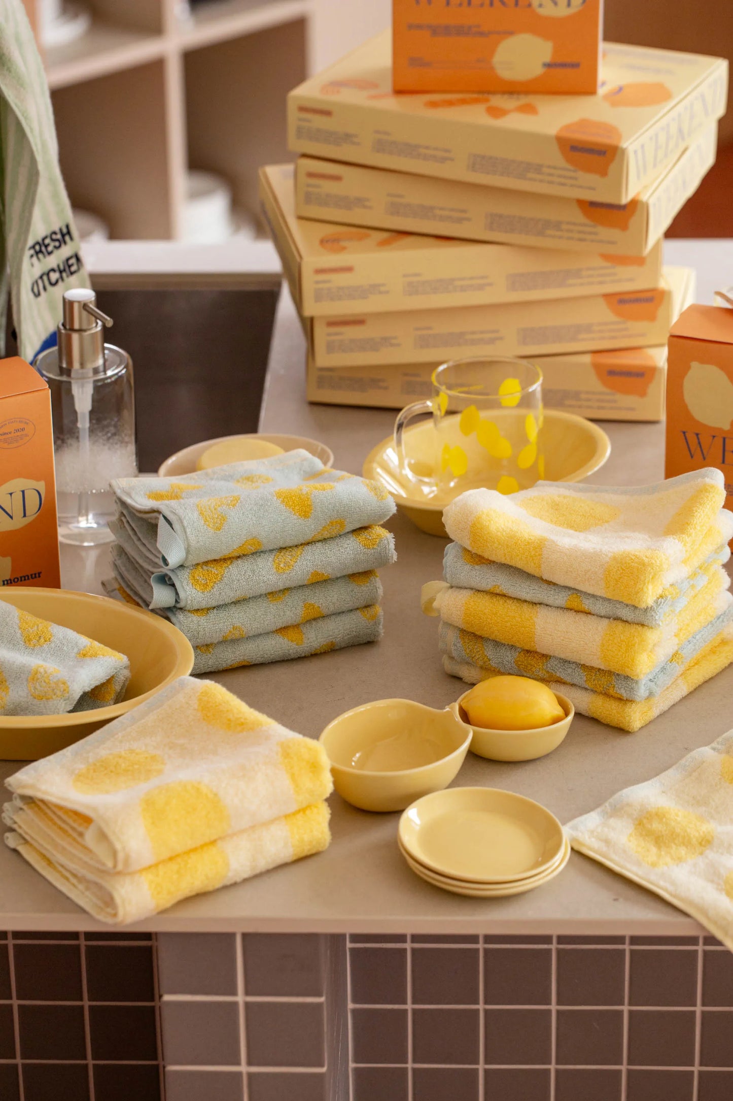 Lemon Pasta Hand Towel & Bowl Gift Set