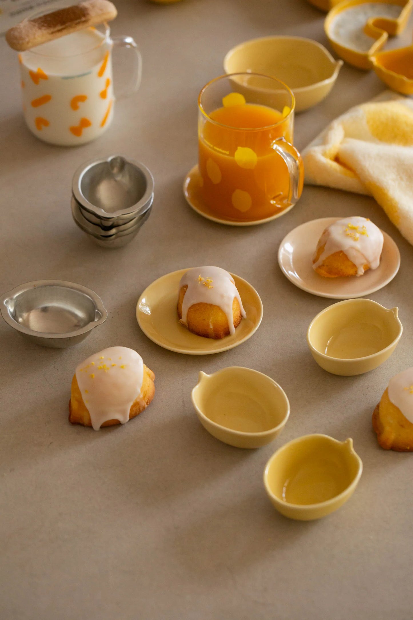 Lemon Pasta Hand Towel & Bowl Gift Set