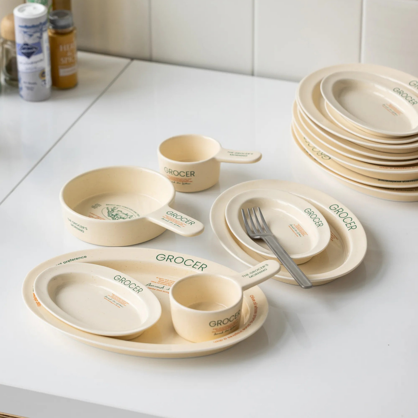 Momur GROCER Oval Plate S - weekend 15