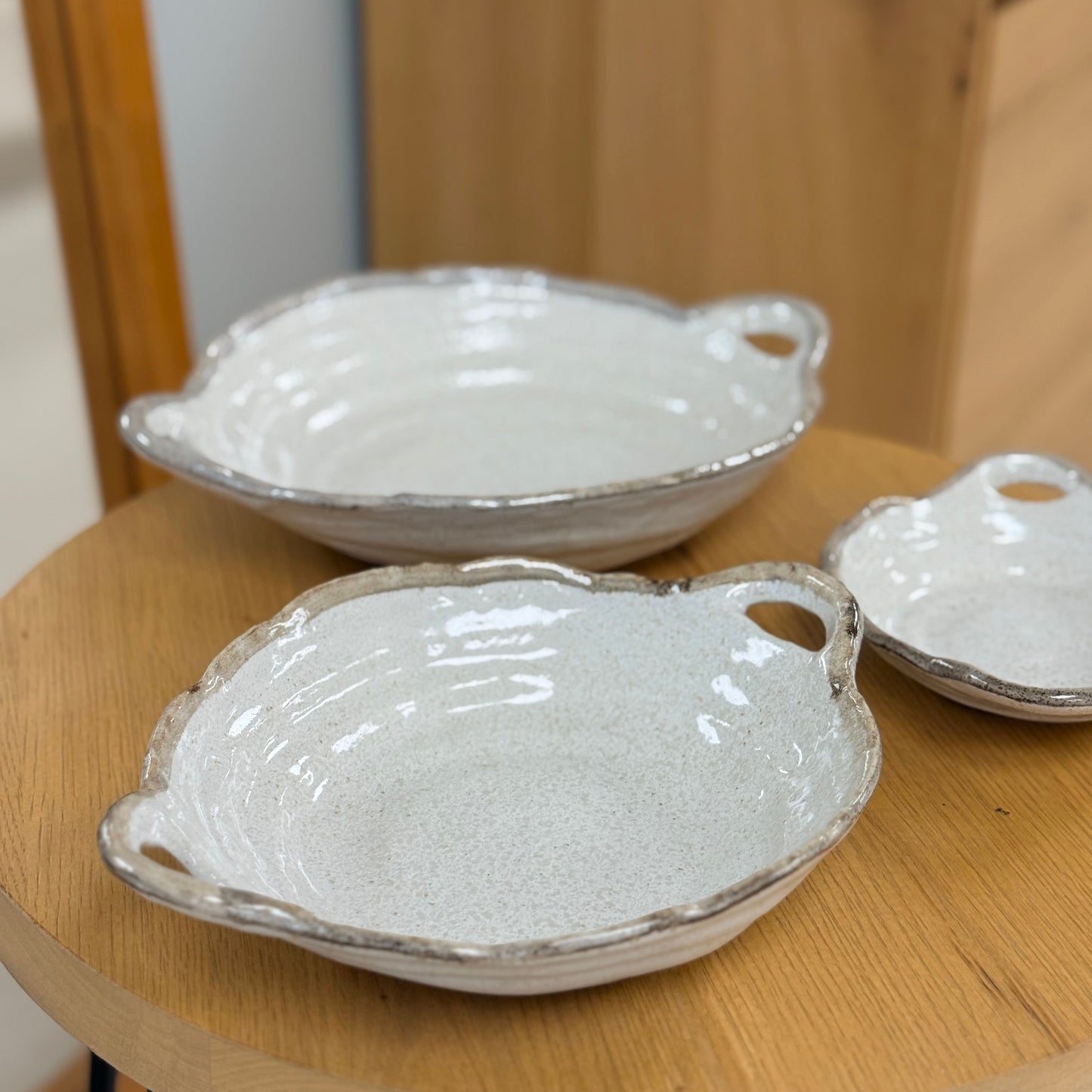 Shiro Karatsu Double Handle Plate