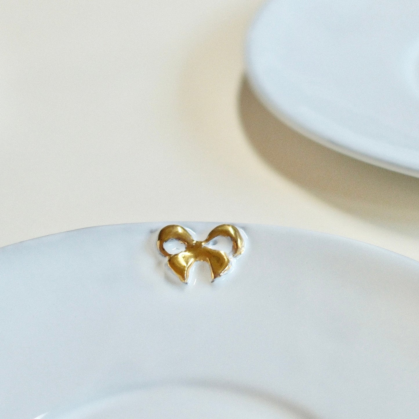 Marie-Antoinette Knot Saucer - M