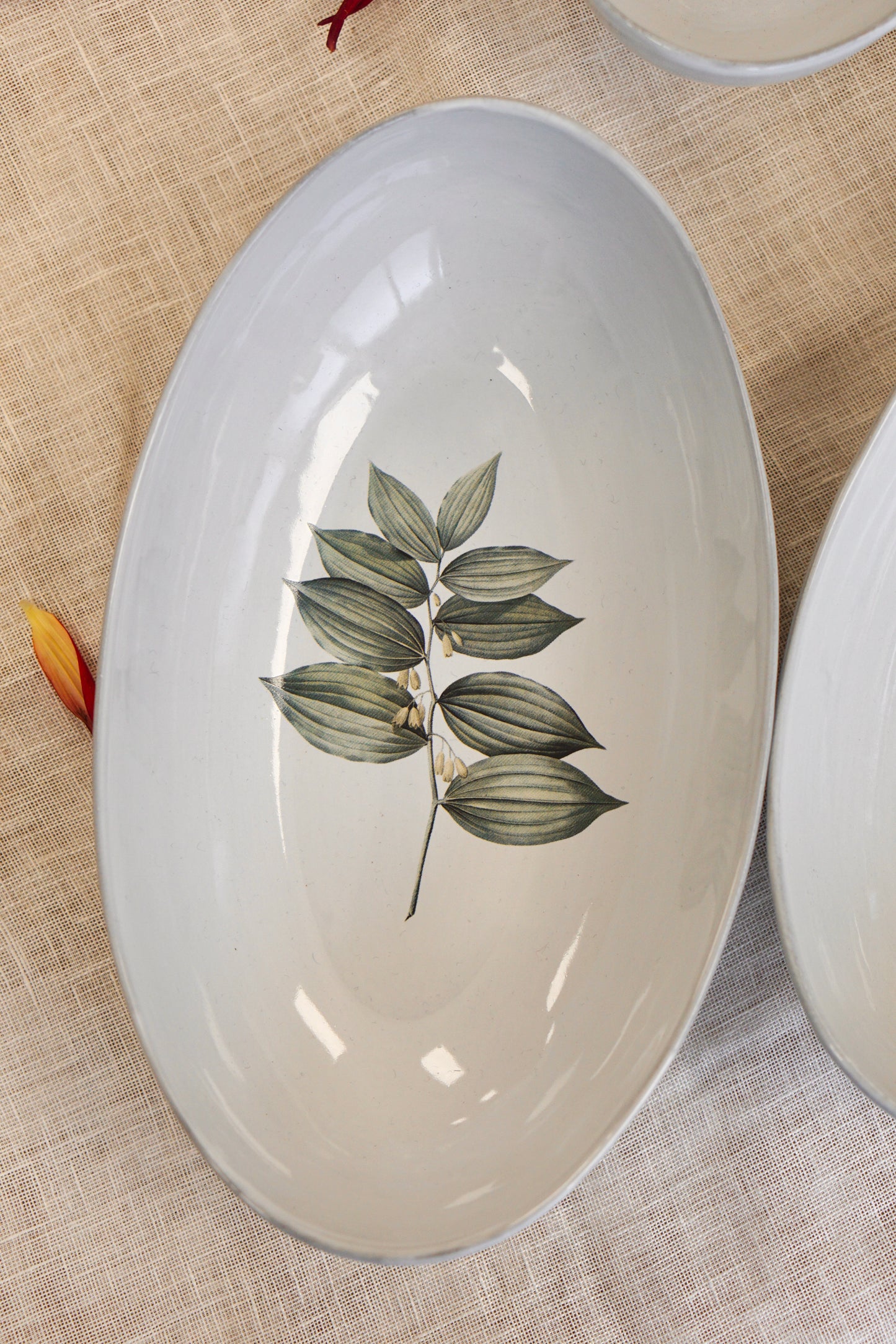 Noir Blanc Oval Bowl