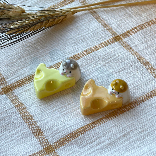 Decole Animal Chopstick Rest