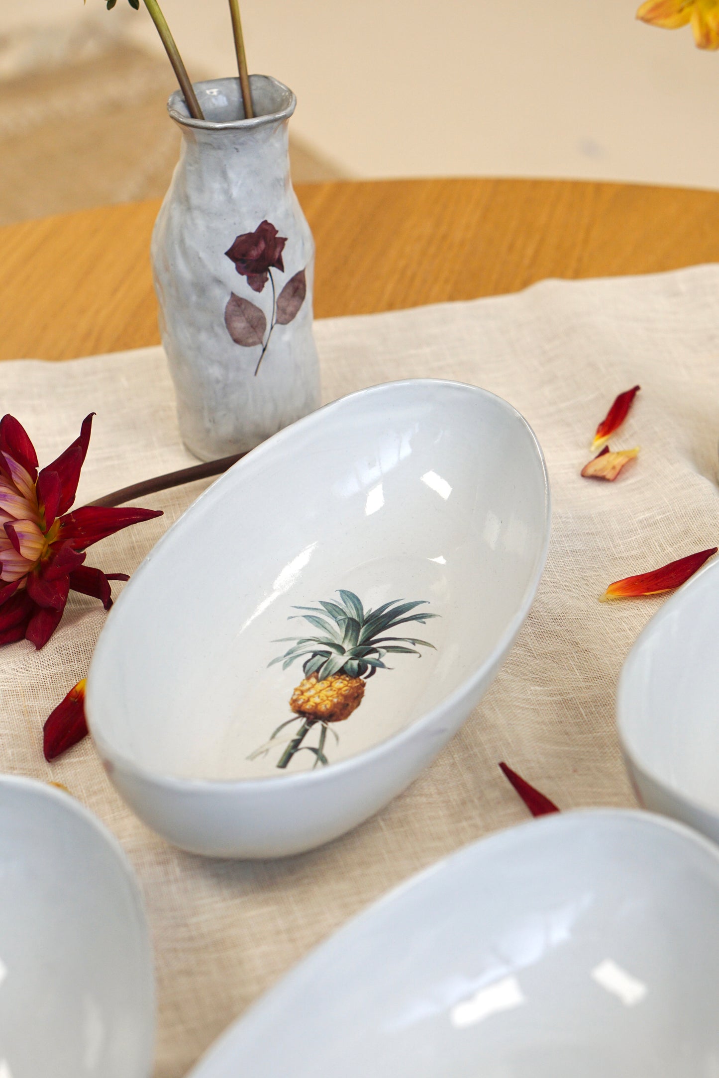 Noir Blanc Oval Bowl