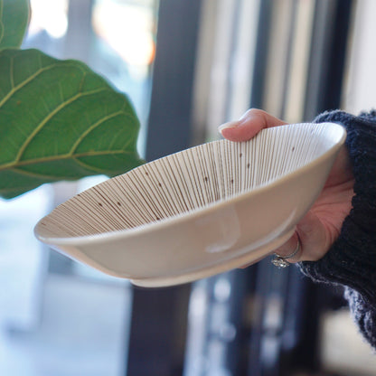 Mino ware Sendan Tokusa Beige Bowl