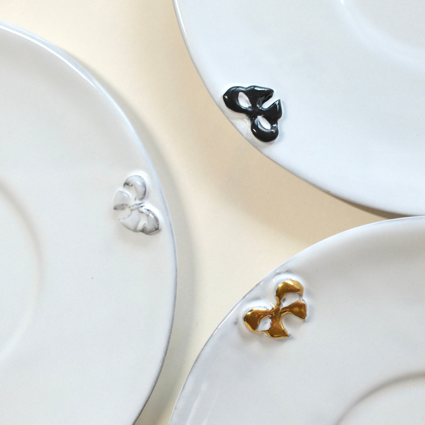 Marie-Antoinette Knot Saucer - M