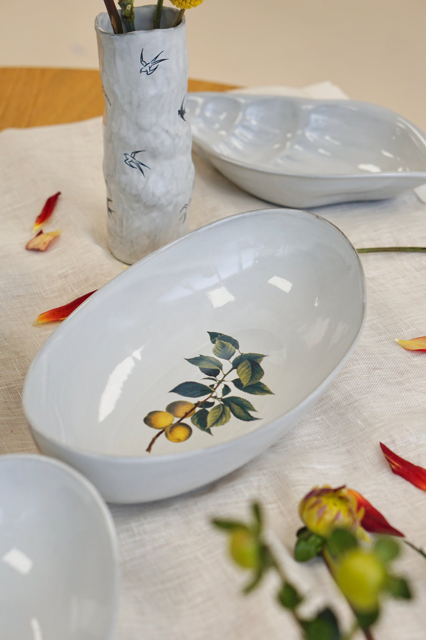 Noir Blanc Oval Bowl