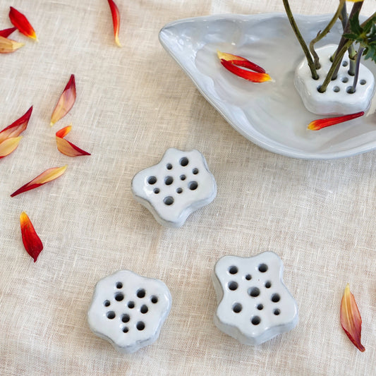 The Lotus Nest Flower Stand