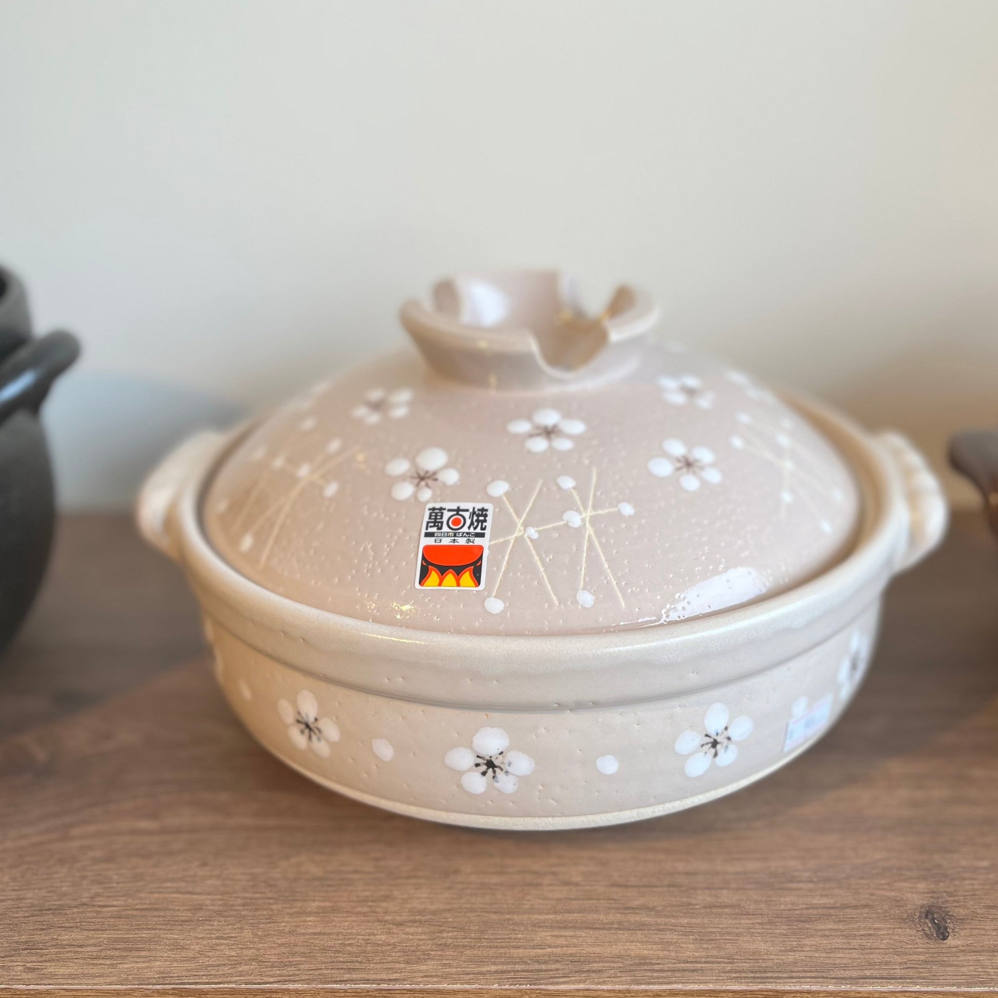 Circular Cooking Pot 20 Cm Made in Japan Circular Cooking Pot 20 Cm Made in Japan