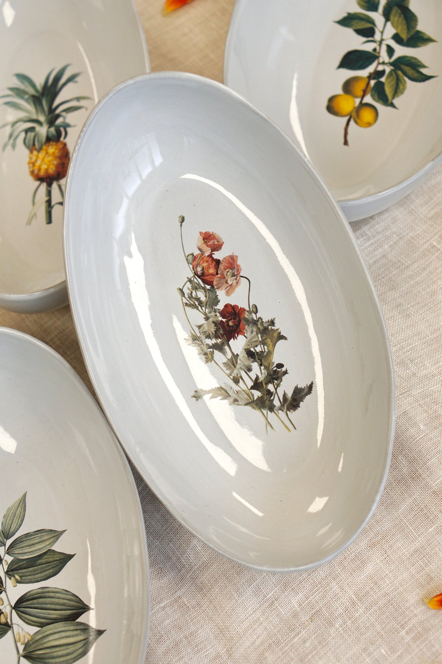 Noir Blanc Oval Bowl