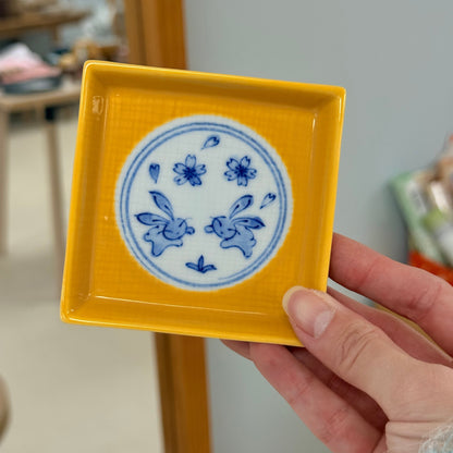 Hasami Yellow Bunny Series