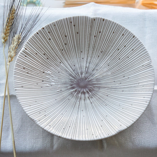 Mino ware Sendan Tokusa Beige Plate