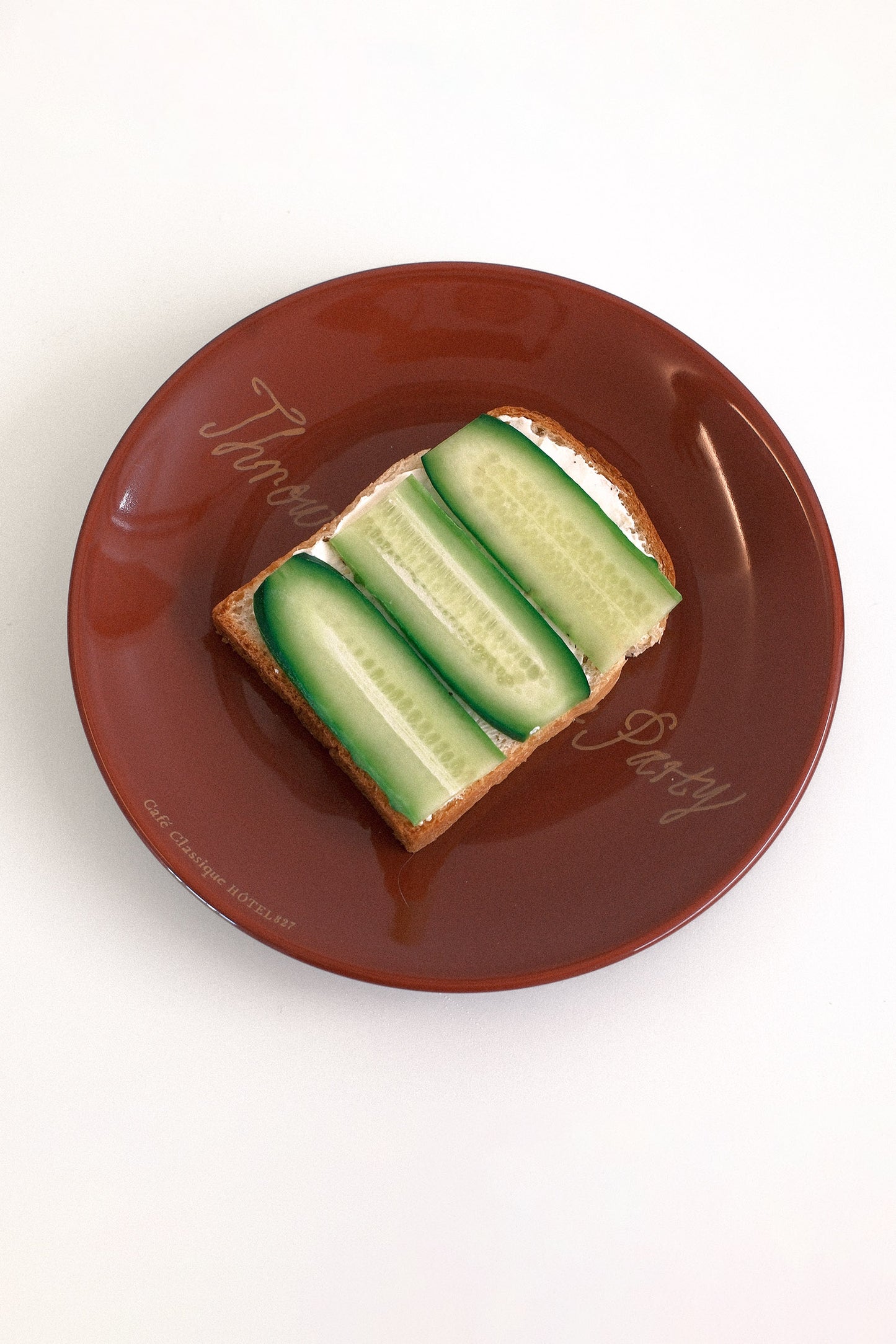 Poétique Flat Plate