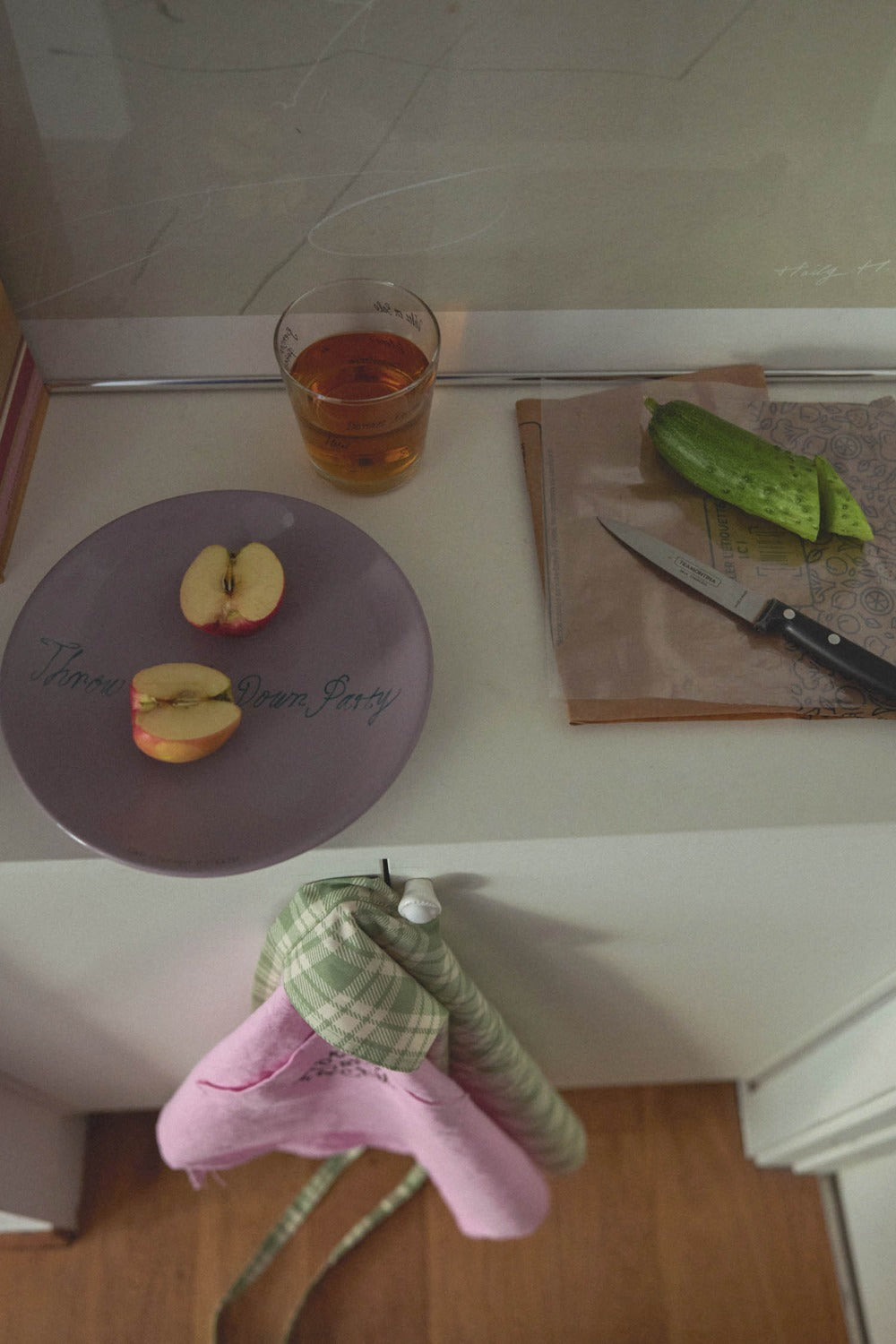 Poétique Flat Plate