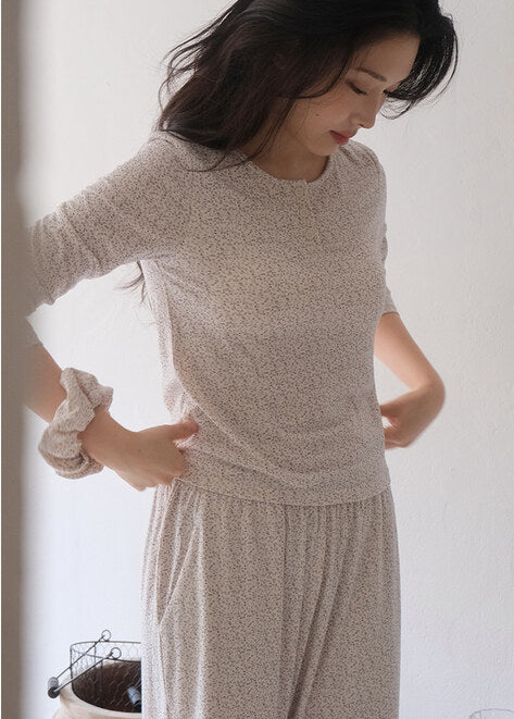 Louis Flower Pajama Set with Hair Scrunchie