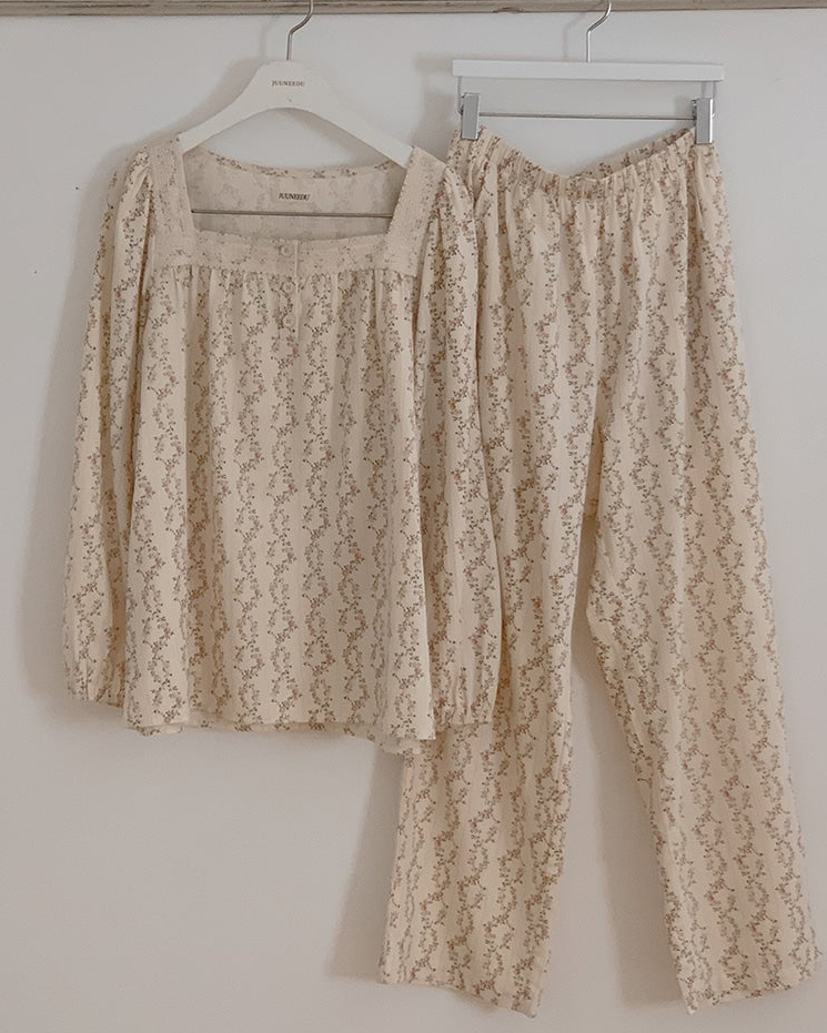 Cosette Flower Long Sleeve Pajama