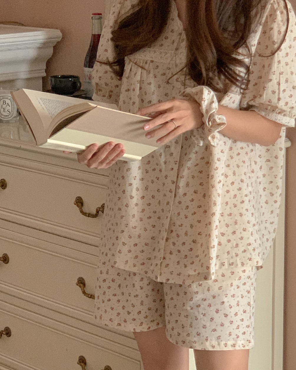 Daphne Shortsleeve 2pc Set with Hair Scrunchie