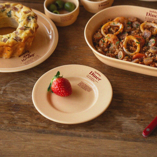 Holiday Diner Saucer Plate - Weekend 7