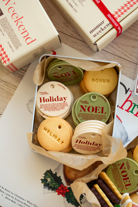 Momur Christmas Ornaments - Weekend 7