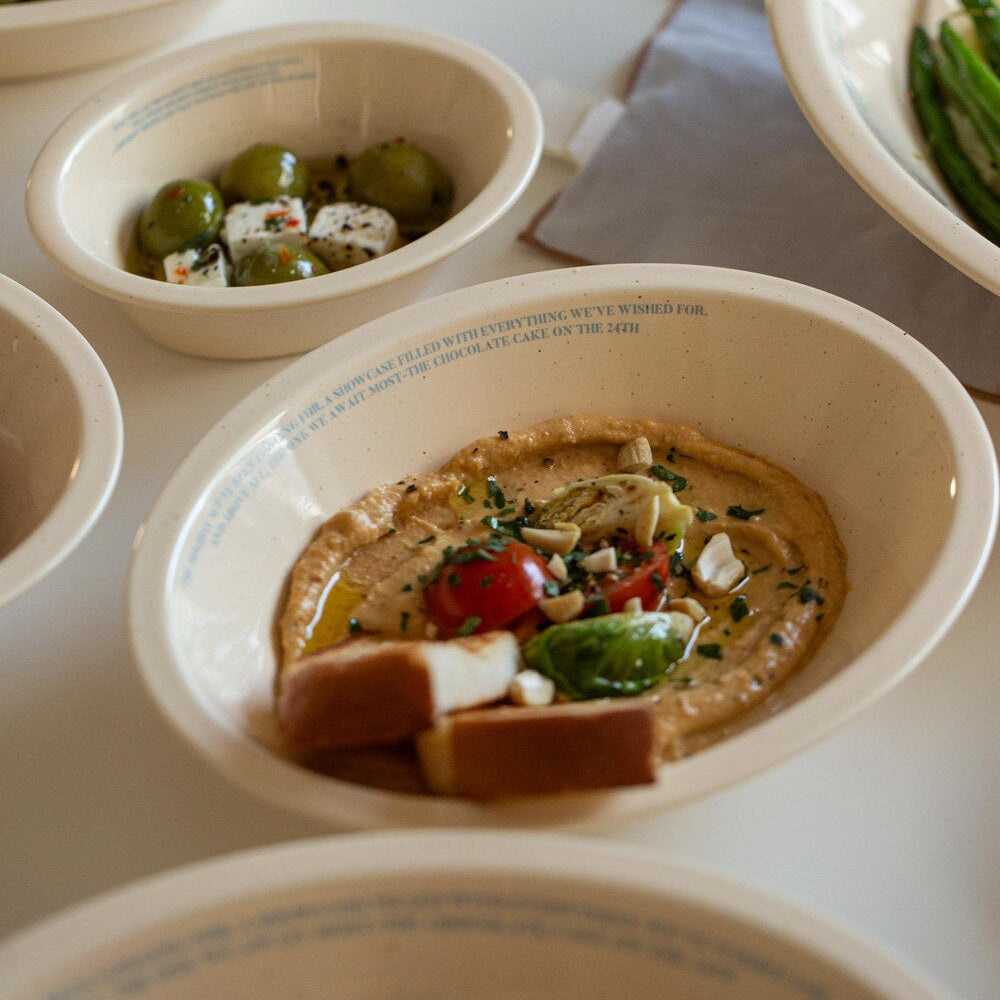 Holiday Showcase Oval Bowl M - Weekend 14