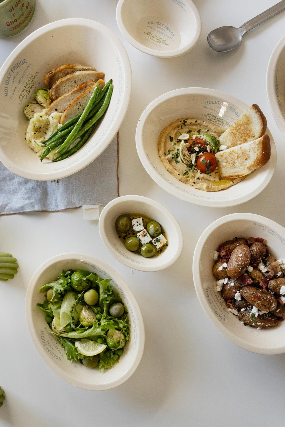 Holiday Showcase Oval Bowl L - Weekend 14