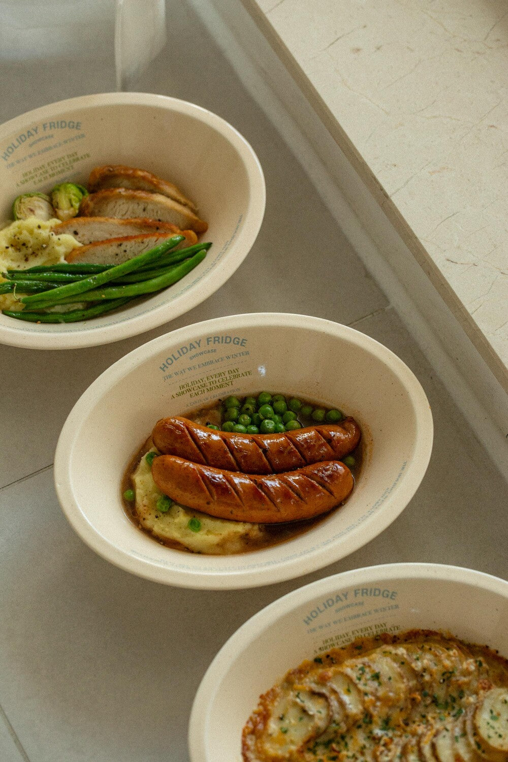 Holiday Showcase Oval Bowl L - Weekend 14