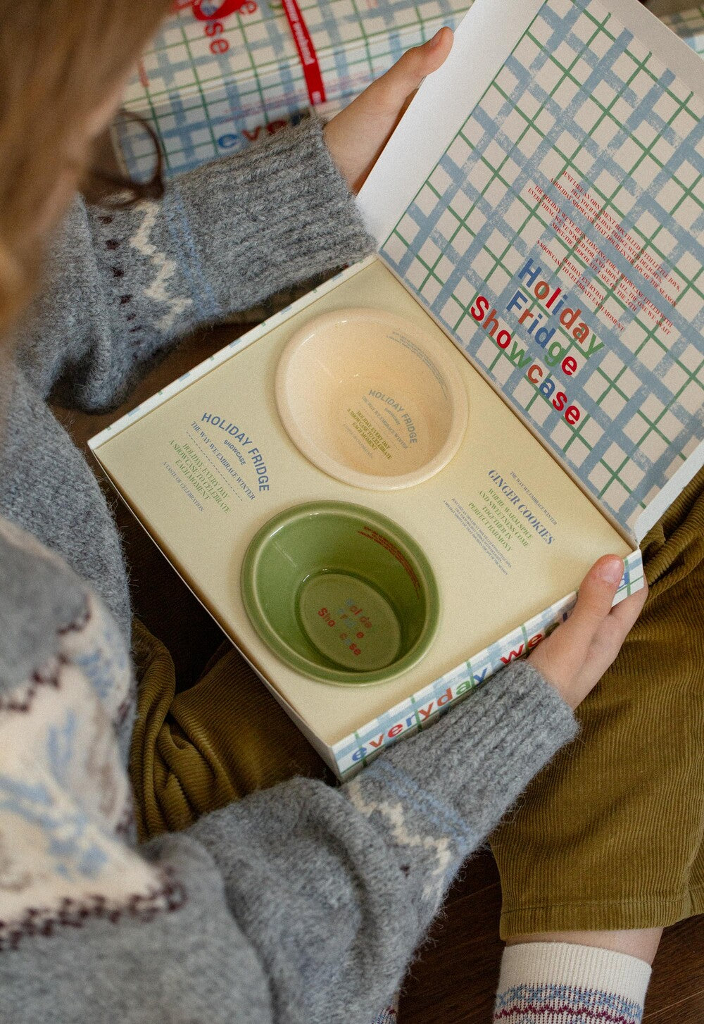 Holiday Showcase Small Oval Bowl Gift Set - Weekend 14