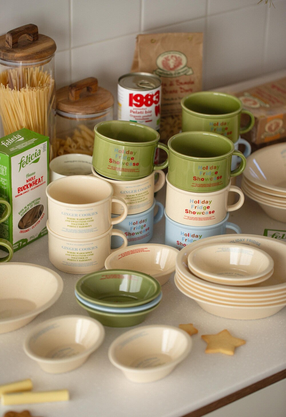 Holiday Showcase Small Oval Bowl Gift Set - Weekend 14