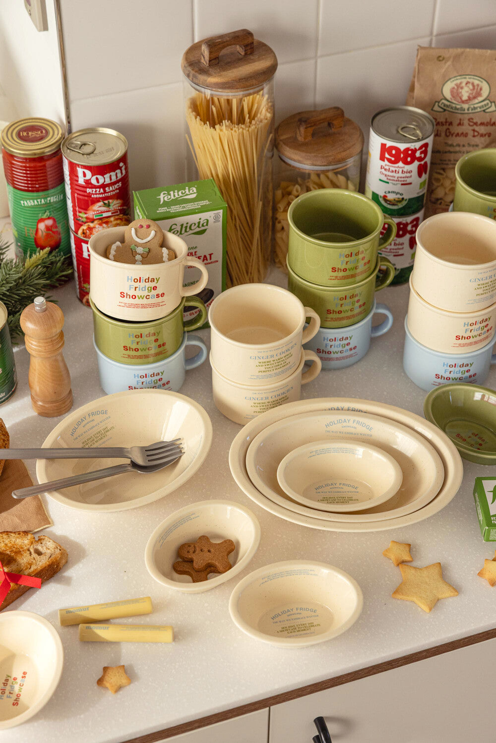 Holiday Showcase Small Oval Bowl Gift Set - Weekend 14