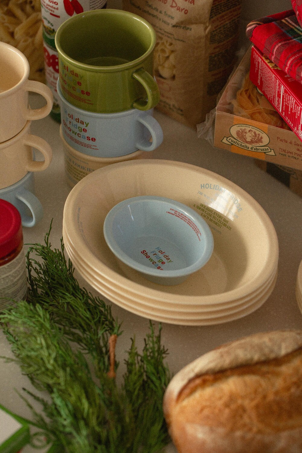 Holiday Showcase Small Oval Bowl Gift Set - Weekend 14