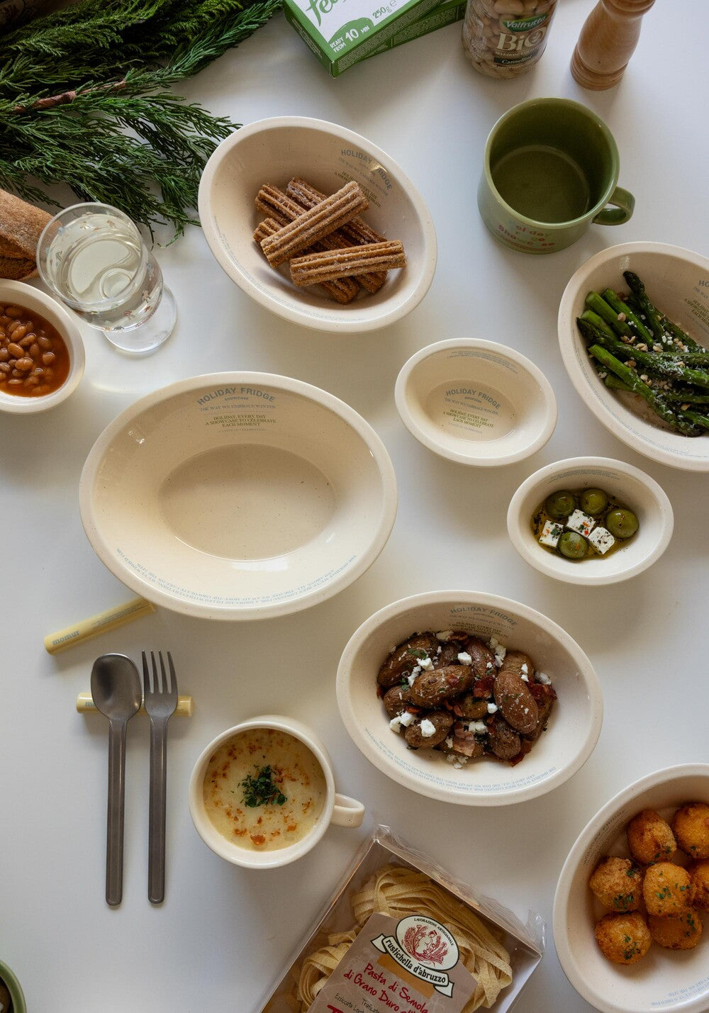 Holiday Showcase Small Oval Bowl Gift Set - Weekend 14