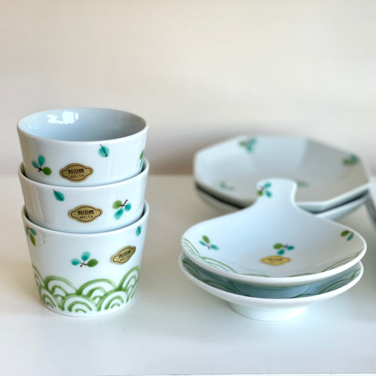 Arita Ware - Wild Leaves Dining Set