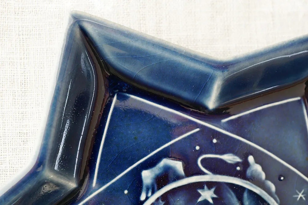 Constellation charm plate - Leo