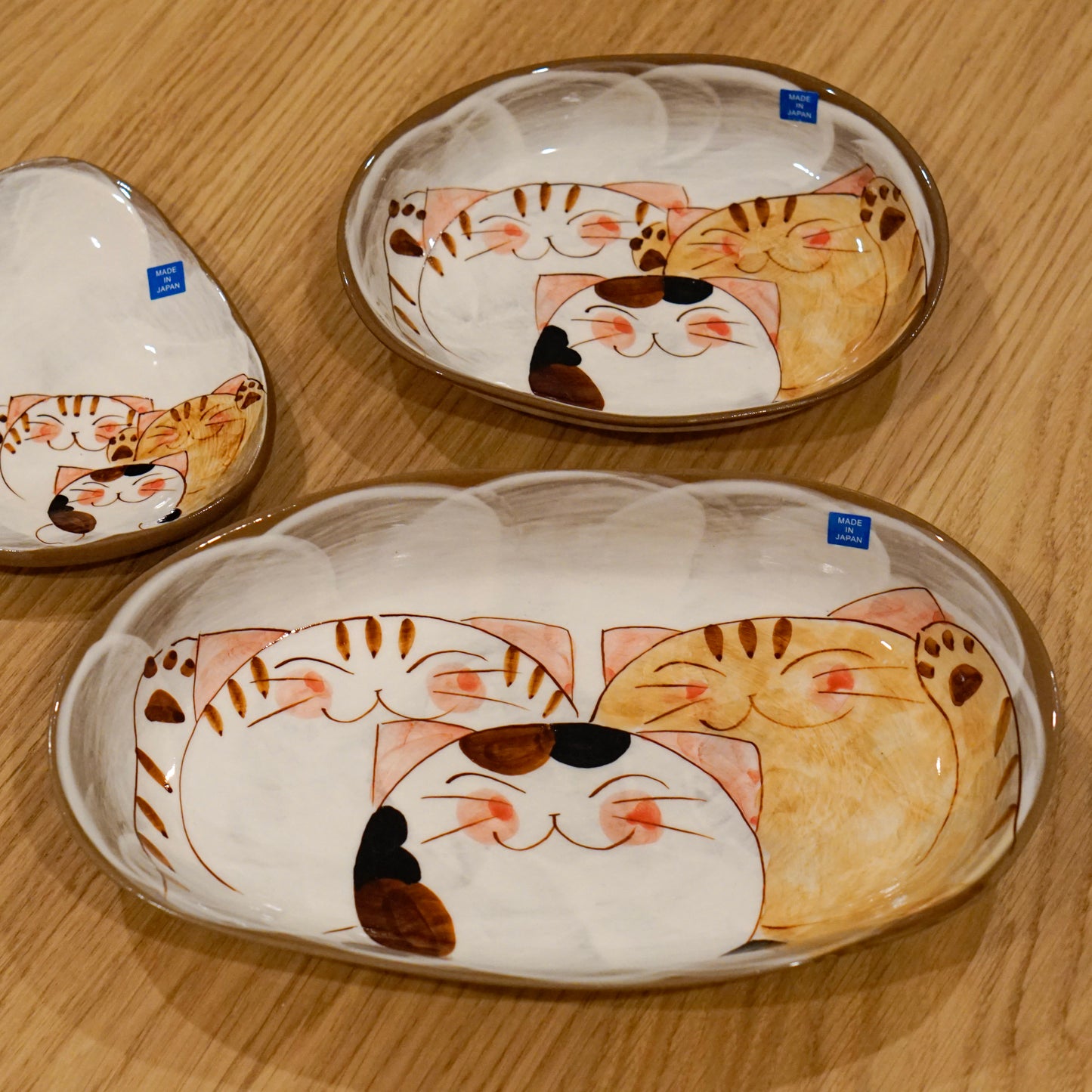 Hasami Ware Cat Oval Plate