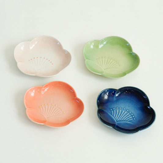 Seto Ware Flower Shaped Plate
