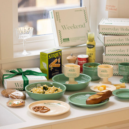 'Green Ivory' Holiday Set